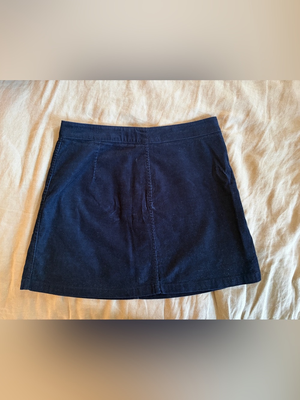 Aritzia Wilfred Free corduroy fall mini skirt  neutral minimalist autumn chic